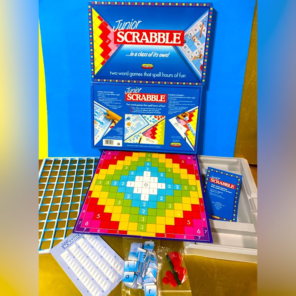 JUNIOR SCRABBLE VTG 1989 2 WORD GAMES RAINBOW & WORDS & PICTURES SCRABBLE GAME